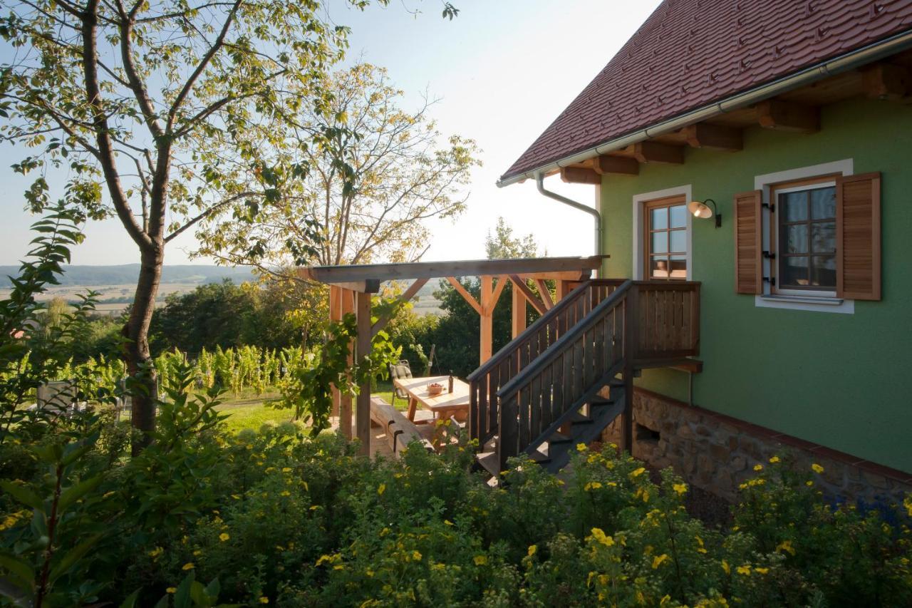 Ferienhaeuser Im Weingarten Fehring Bagian luar foto