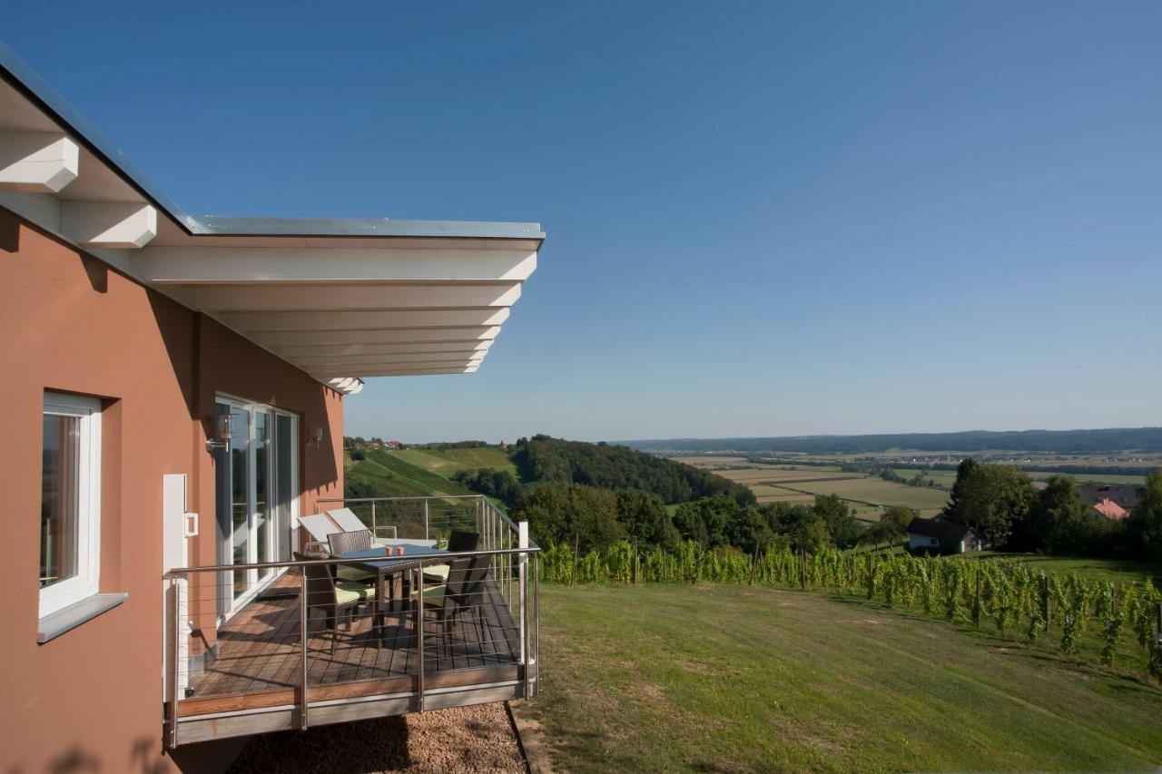 Ferienhaeuser Im Weingarten Fehring Bagian luar foto
